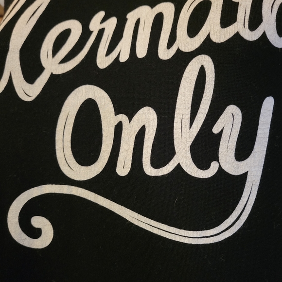 SALE-Color Bear women's Mermaids Only muscle tee size medium - Picture 5 of 9